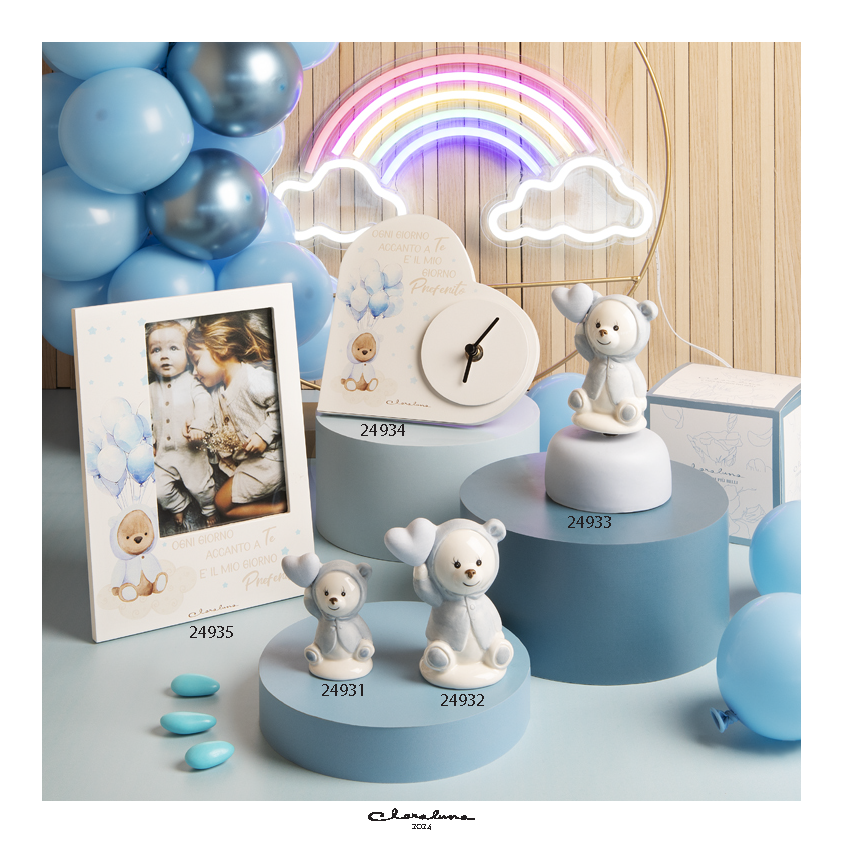 Bomboniera Claraluna Portafoto orsetto con cappottino azzurro e palloncini. 24935